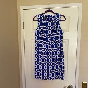 Dress, Sleeveless,Alyx, royal blue and white modern print, to the knee, size 12.